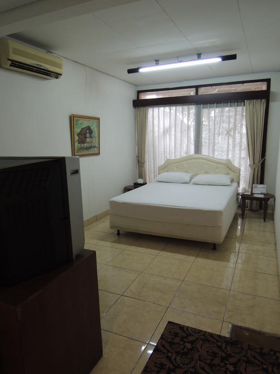 Rumah Polonia Jakarta Bagian luar foto